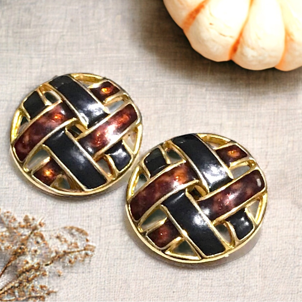 Vintage Brown & Black Enamel Basket Weave Clip-On Earrings